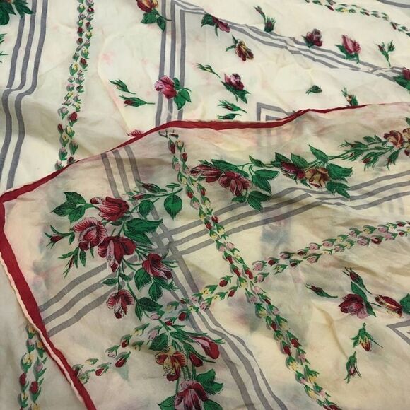 Vintage Diamond Habotai Silk Rosebud Floral Scarve - Picture 3 of 6